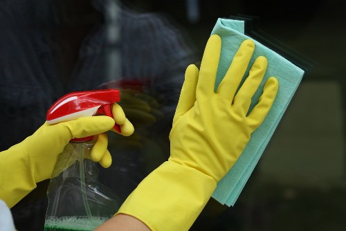 Cleaner in Balham providing professional home cleaning services